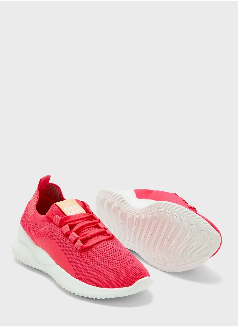 شو اكسبرس Lace Up Low Top Sneakers