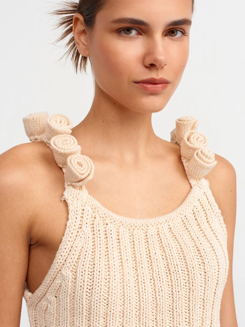 ديلفين 10524 Strap Handmade Flower Detailed Knitwear Top-Natural