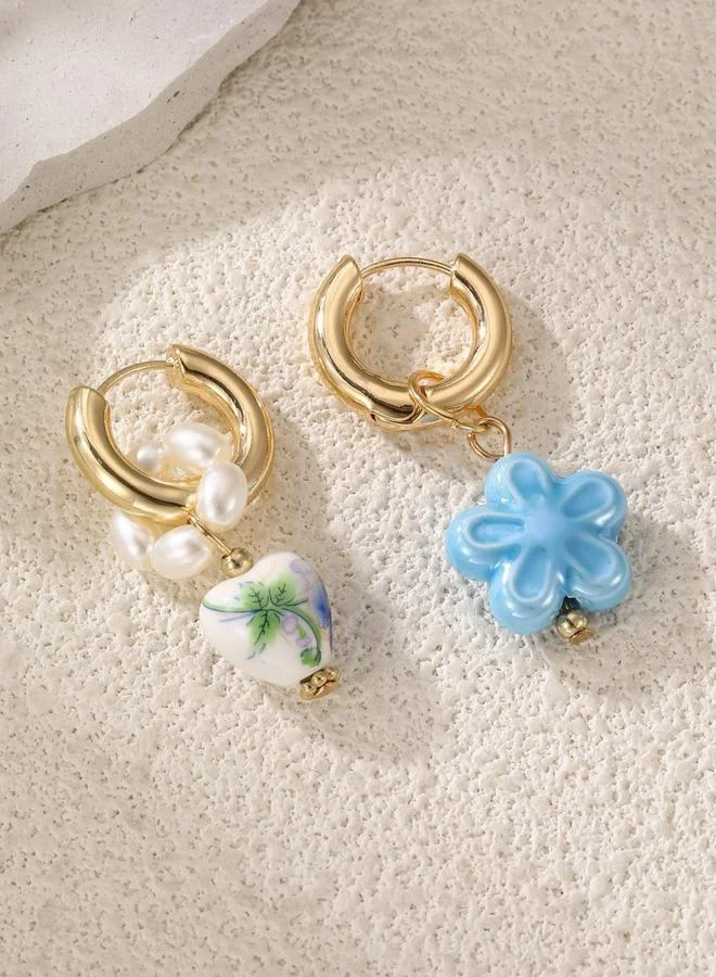 تايك تو أقراط حلقية بتصميم قلب وتفاصيل زهور