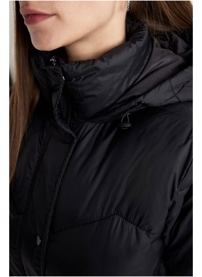 Woman Relax Fit Hooded Light Parka - pzsku/Z522FB8E66C432C944994Z/45/_/1723972116/55a0823e-0fe4-4e70-9ffe-d2812bb8f95d