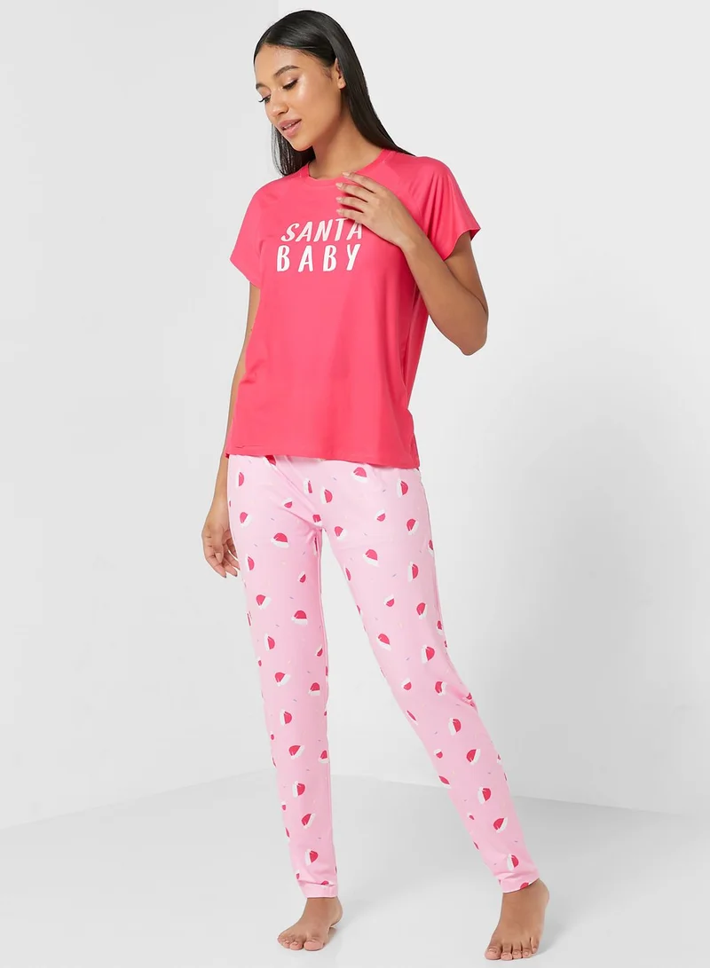 Loungeable Round Neck T-Shirt & Pyjama Set