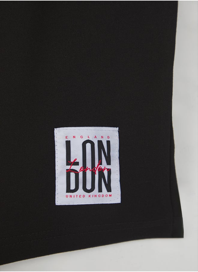 trendyol Black Regular Cut London Labeled Textured Pique Shorts & Bermudas  - Image 4