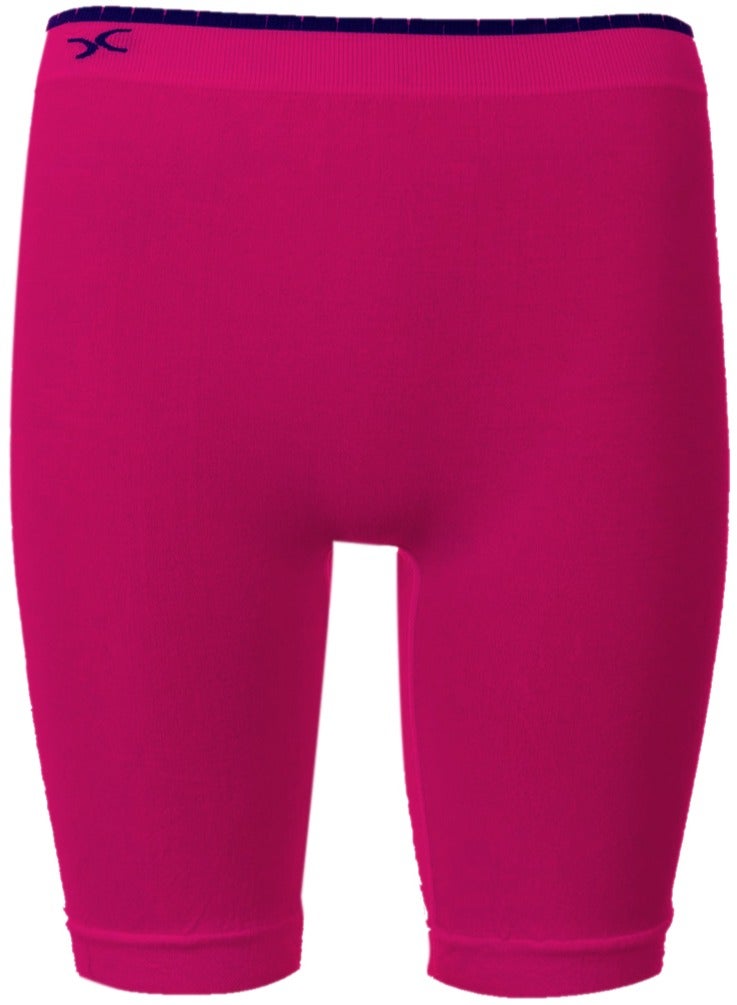 Women's shorts in a cotton blend with a knee length and a mid rise waist