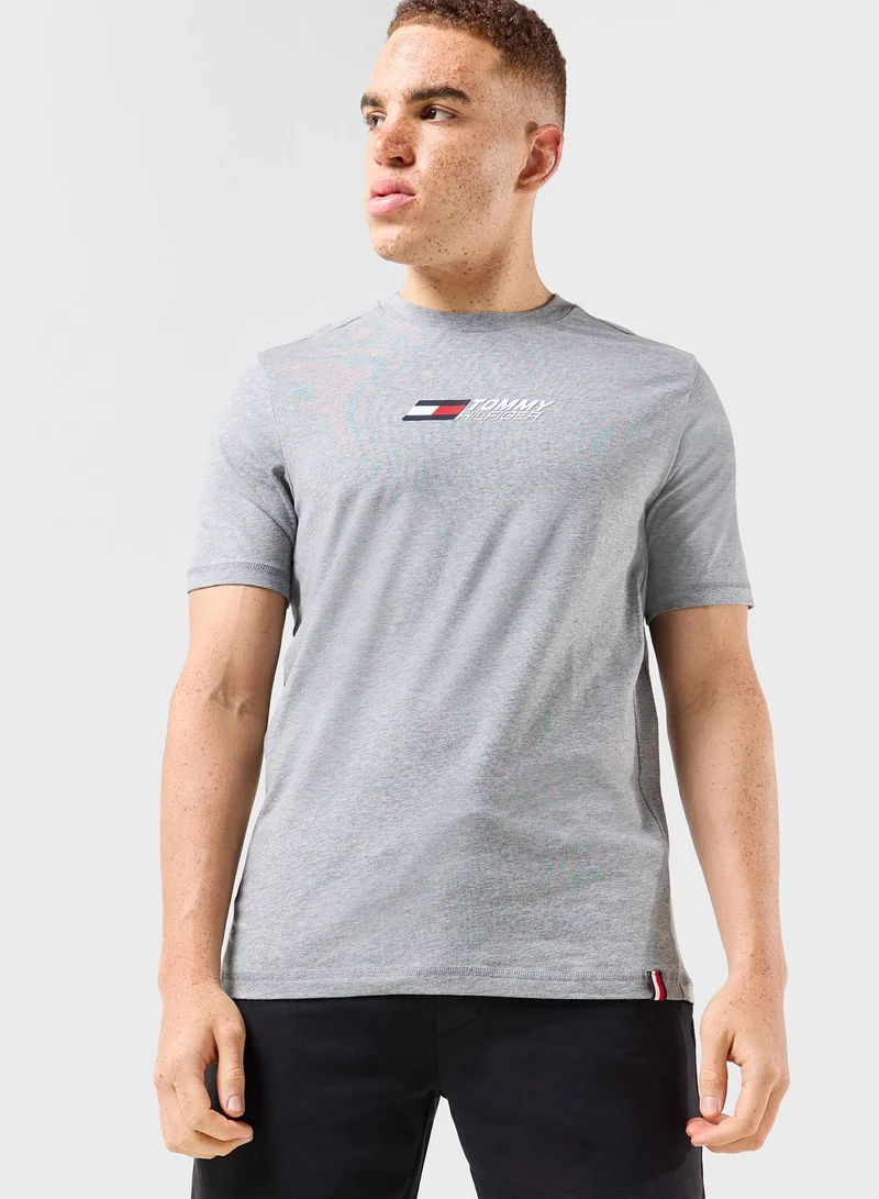 TOMMY HILFIGER Big Logo Essential T-Shirt