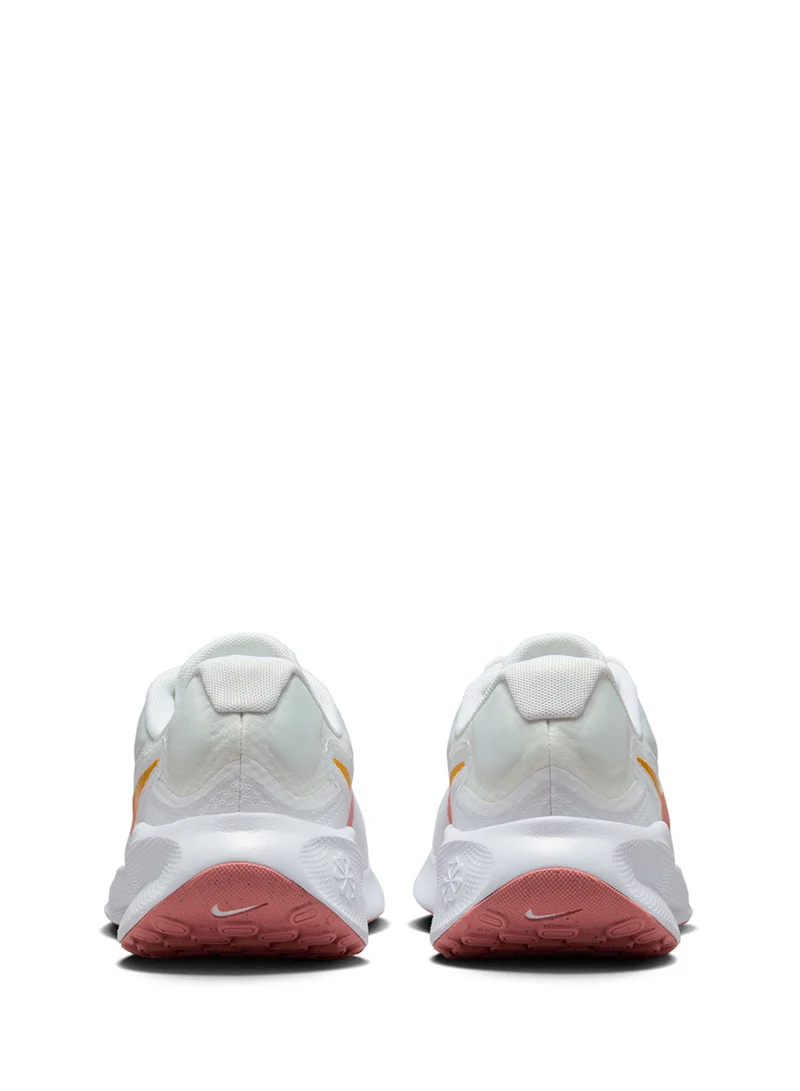 Nike Revolution 7