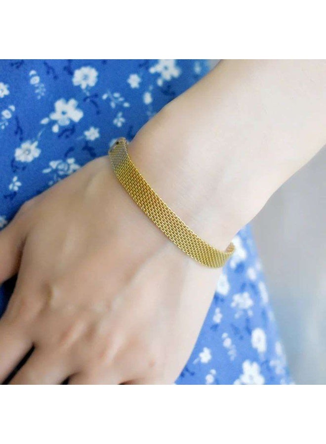 Luxuria Bismark Curb bracelet in 18k gold, made of stainless steel, with an Italian mesh design, adorned with an elegant and modern charm, in a zigzag pattern, 4.4mm thick, an ideal gift for women, shiny surface. - Image 2