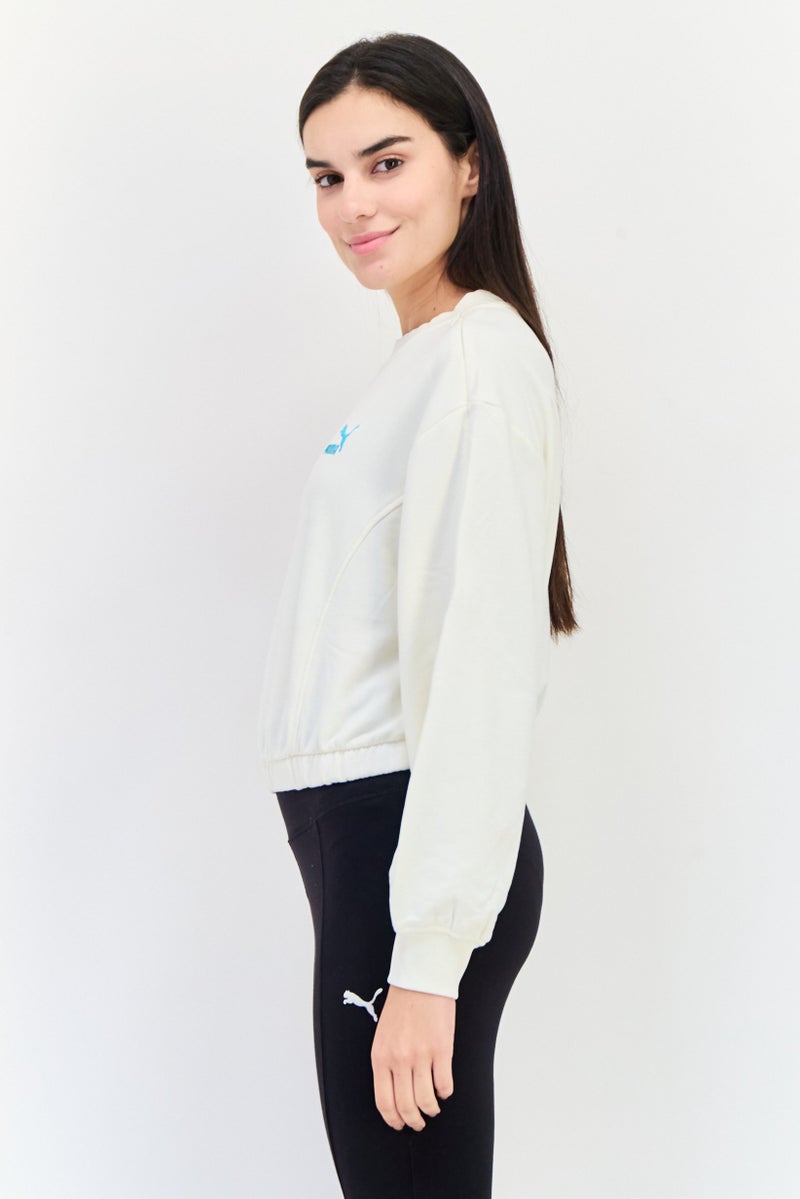 PUMA Women Relaxed Fit Long Sleeve Outdoor Sweatshirts, Off White - Image 3