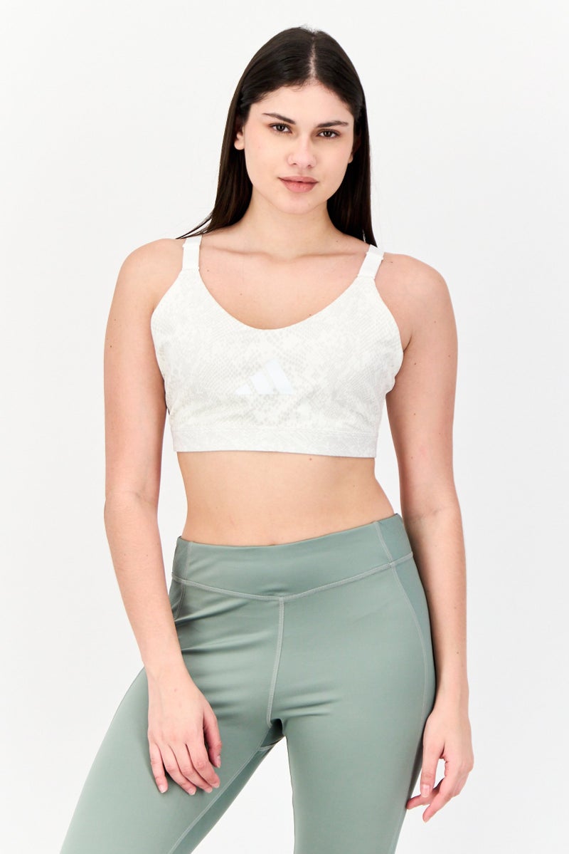 Adidas حمالة صدر رياضية مبطنة بشعار العلامة التجارية للنساء، أبيض فاتح - Image 1