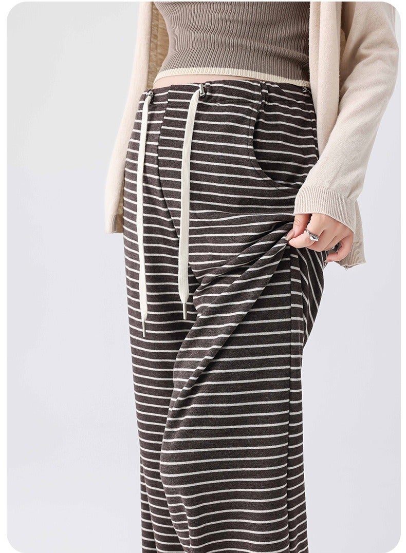Striped drawstring loose-fitting maternity pants are perfect for everyday wear. - Image 5