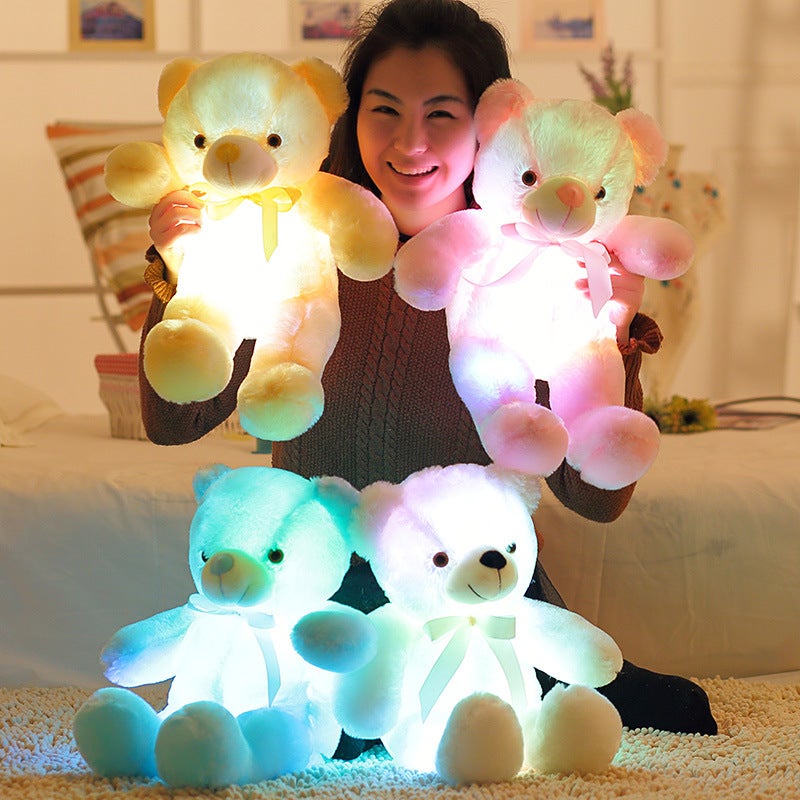 دمية دب تيدي بربطة عنق مع إضاءة LED - Image 1
