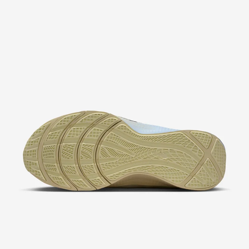 نايكي Men's LeBron TR 1 Training Shoes