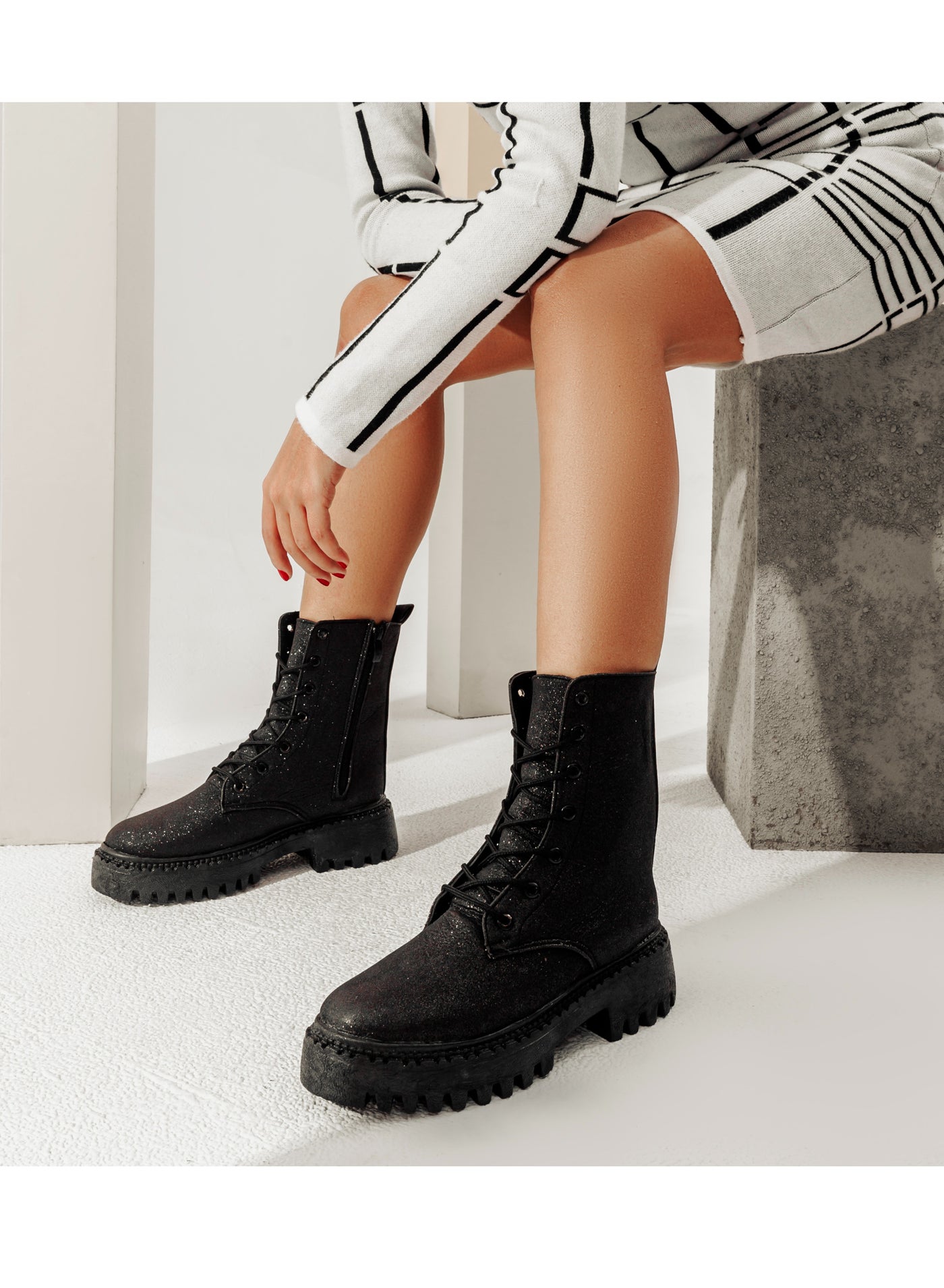 Ankle Boot Shiny Fabric With Rope E-97 - Black