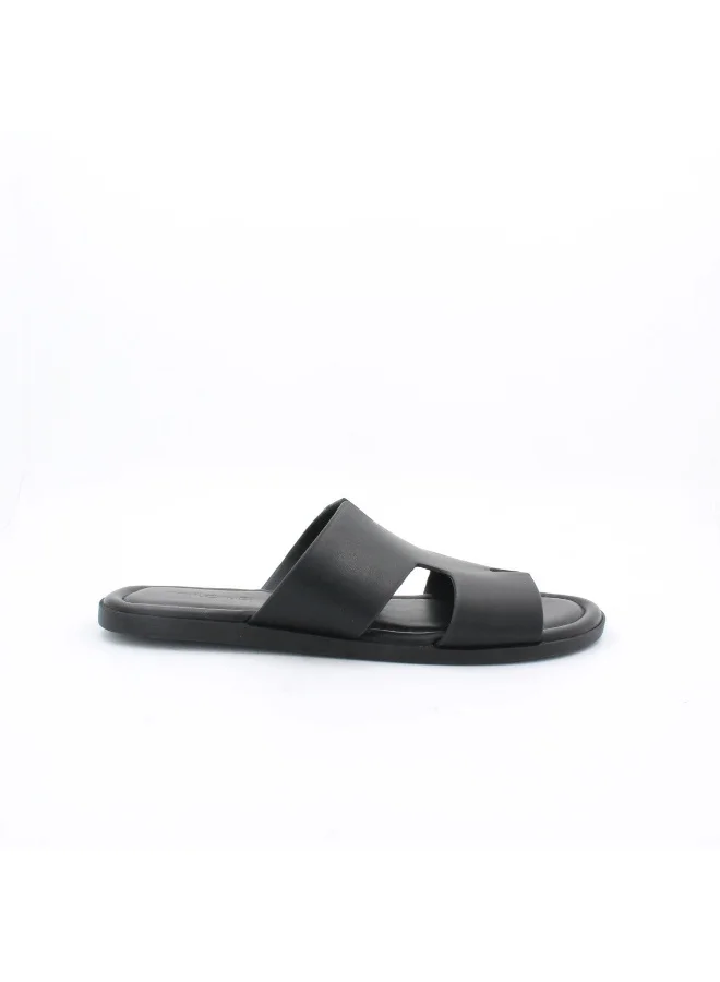 ميلانو ديفي