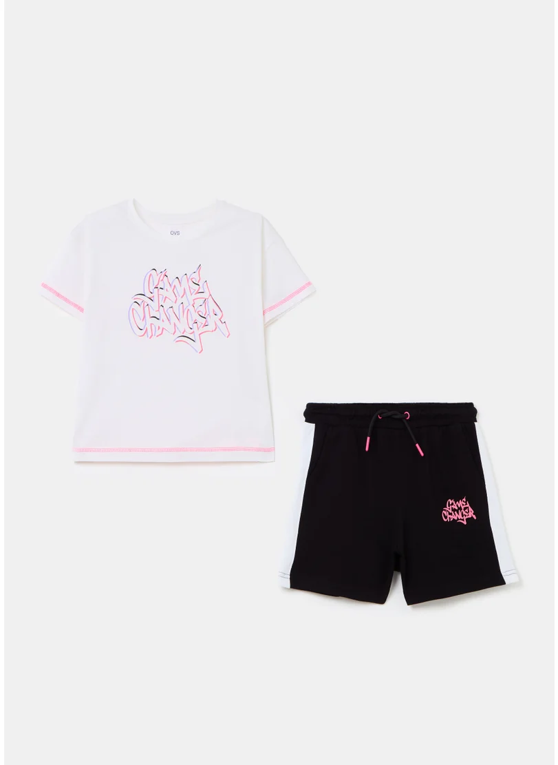 او في اس Jogging set with graffiti lettering print