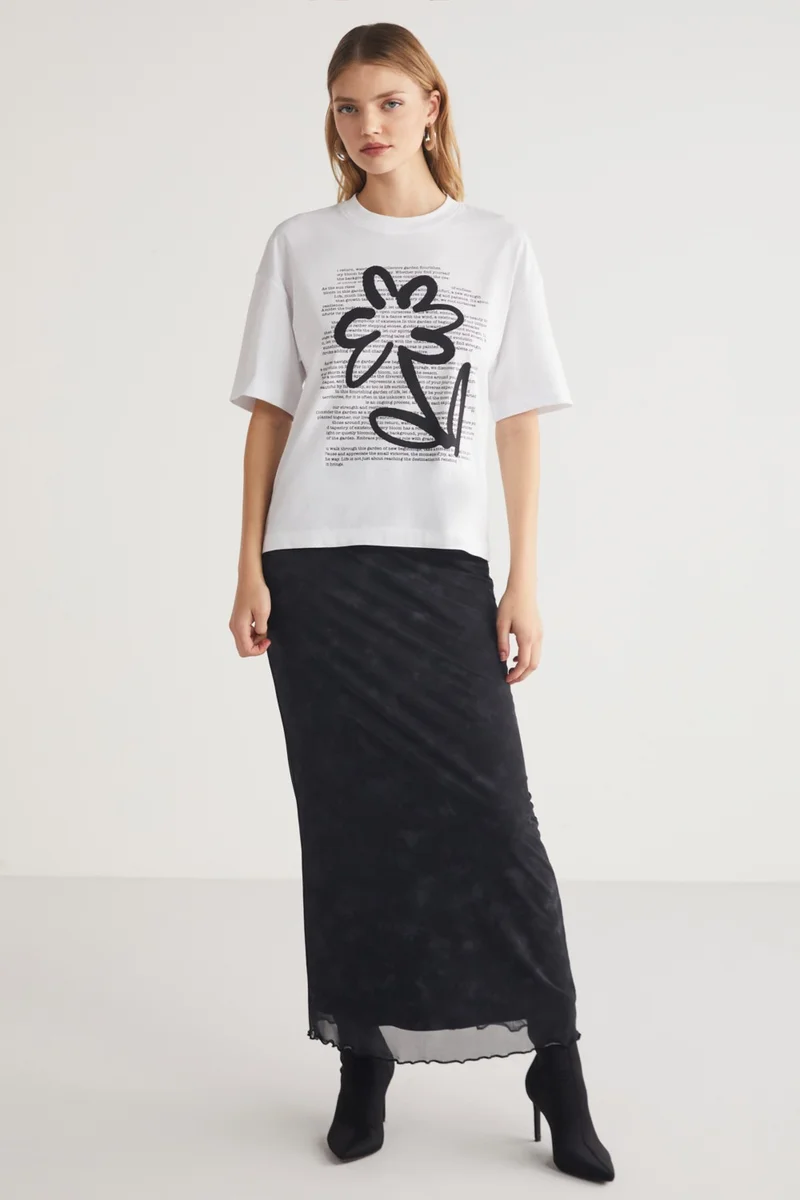 جريميلانج Litta Crew Neck 100% Cotton Piece Printed Regular Short Sleeve Fit White T-Shirt