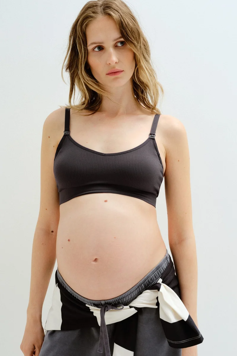 H&M MAMA Seamless nursing sports bra