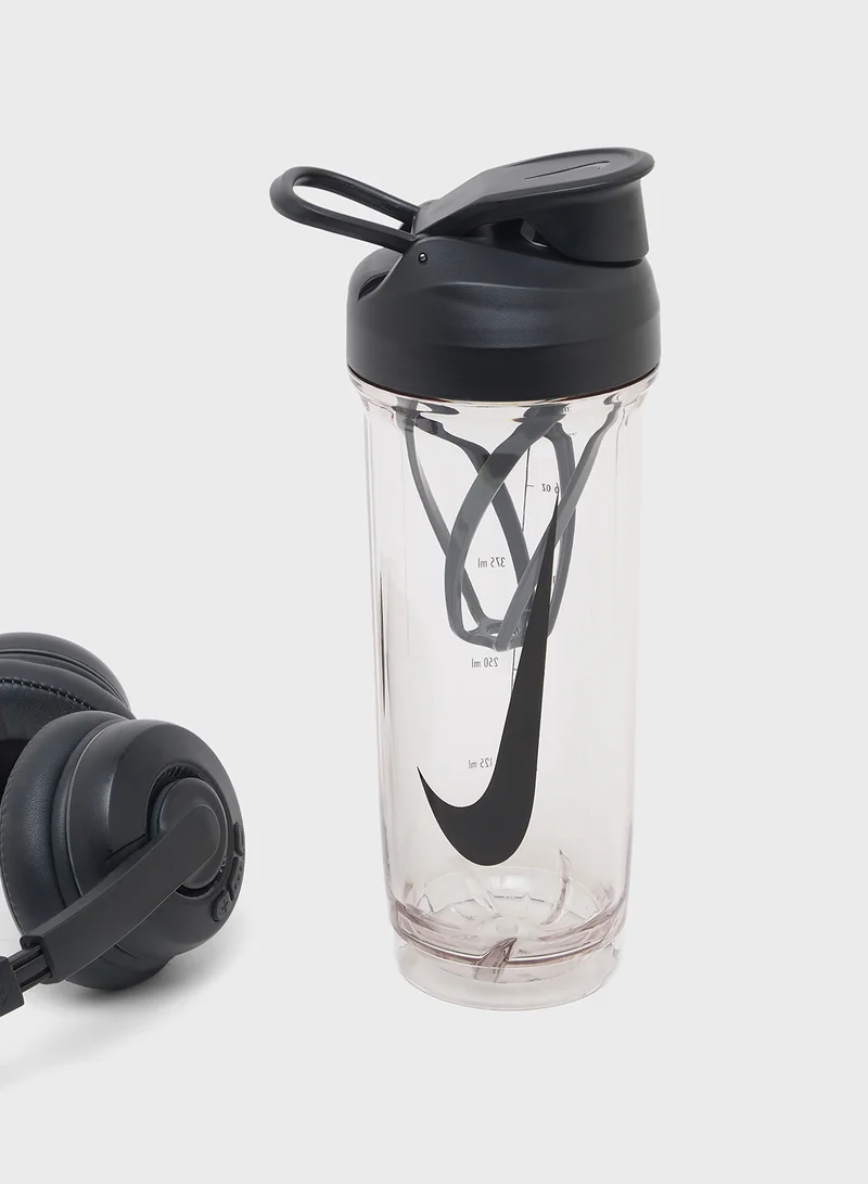 Nike 24 Oz Recharge 2.0 Shaker Bottel