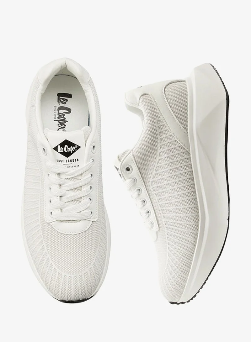 لي كوبر أحذية رياضية رجالية مخططة برباط