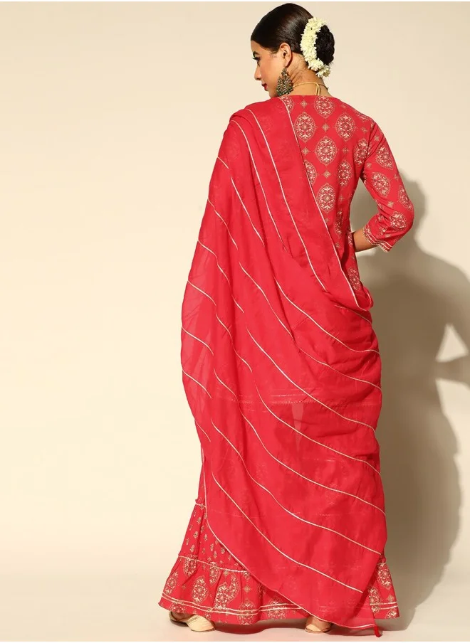 آي شين Anarkali Fit Printed Pattern Round Neck Three-Quarter Sleeves Red Colour Knitted Cotton Kurta Set for Women with Semi Elastic Closure - Blending Tradition with Modern Style
