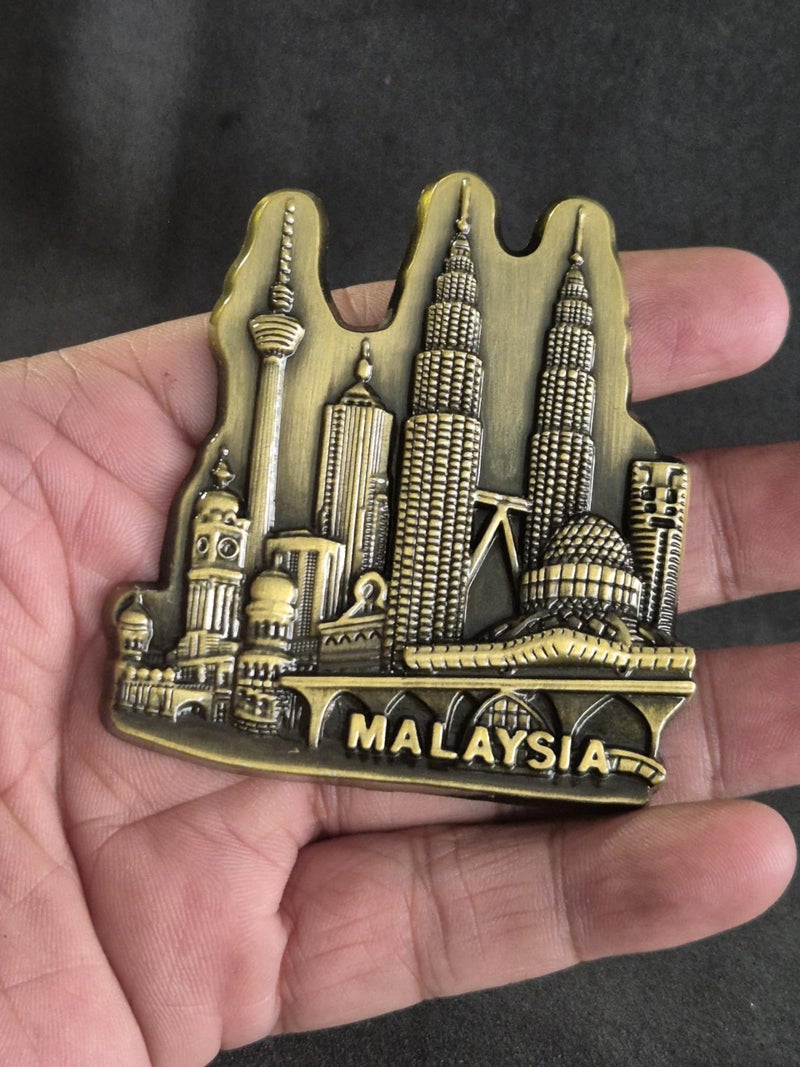 DT DECTONE Regular Metal Fridge Magnet, Malaysia 3D Metal Magnet for Fridge, Study Table, Office Desk, Ideal Gift, Best Home Decor Item for Travel Enthusiasts 6 X 7 CM, Pack of 1 - Image 1