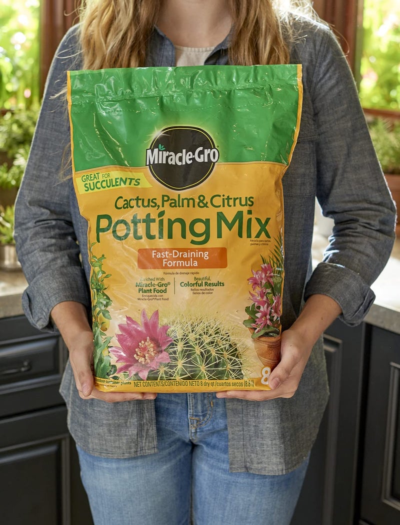 Miracle-Gro Cactus, Palm and Citrus Potting Mix, For Indoor or Outdoor Potted Plants, Great for Succulents, 8 qt. - Image 5