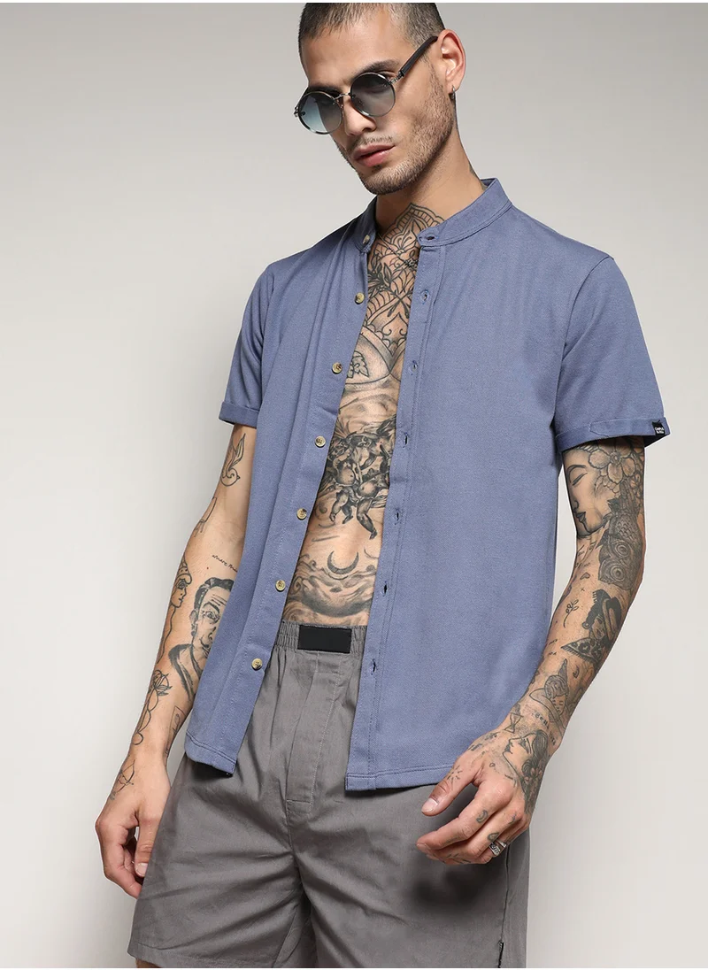 كامبوس سوترا Campus Sutra Men's Prussian Blue Basic Shirt For Casual Wear | Mandarin Collar | Short Sleeve | Button Closure | Cotton Shirt Crafted With Comfort Fit For Everyday Wear