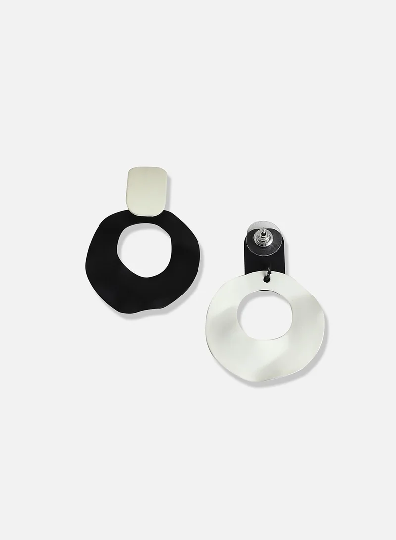 سوهي مصمم بالفضة القرط قطرة عارضة