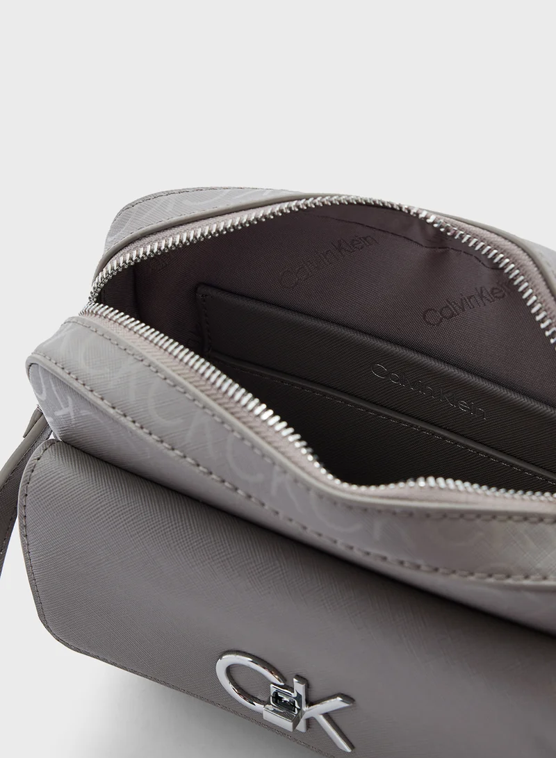 كالفن كلاين Narrow Strap Crossbody