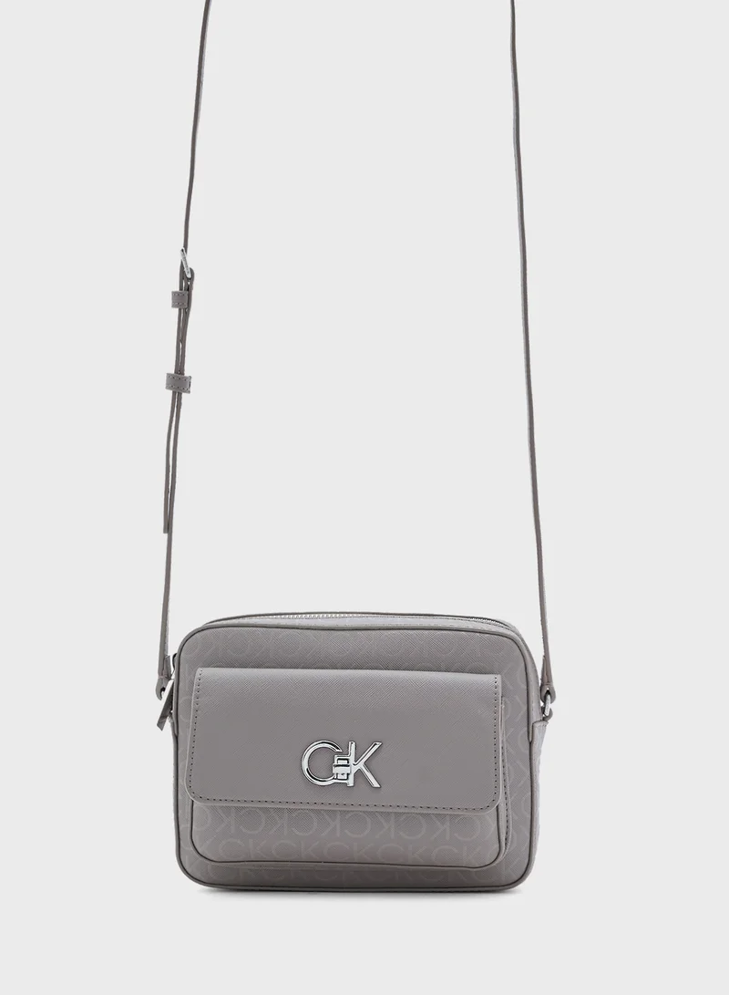 كالفن كلاين Narrow Strap Crossbody