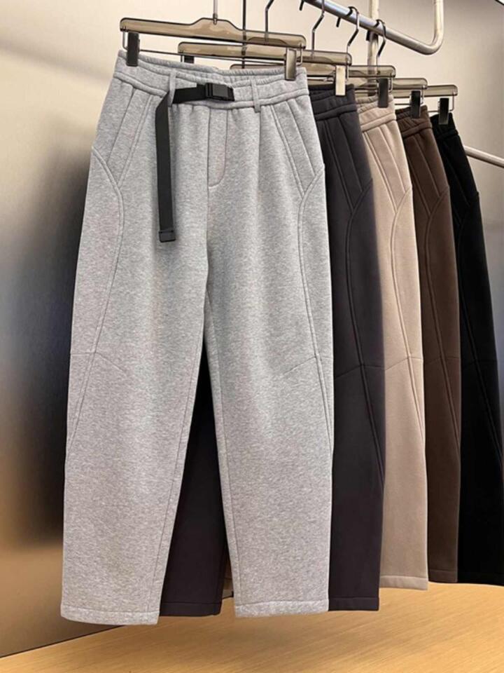 Unisex Classic Denim Jeans Loose Fit Daily Outdoor Wear - Image 4