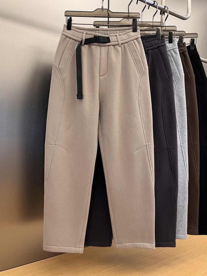 Unisex Classic Denim Jeans Loose Fit Daily Outdoor Wear - Image 3