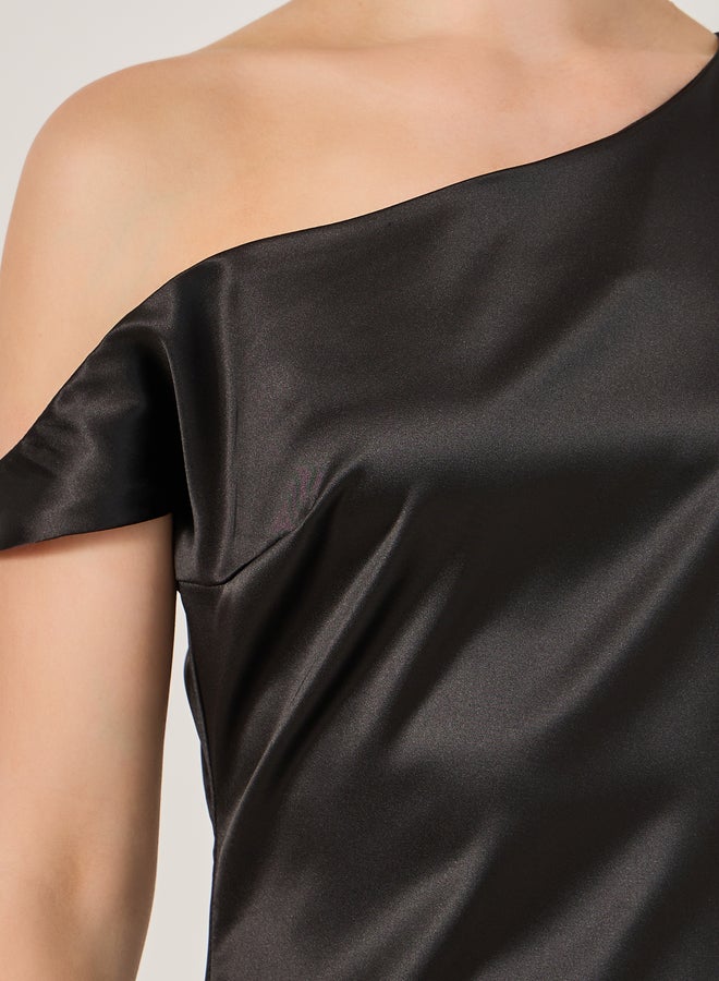 Styli Solid One Shoulder A-Line Maxi Dress  - Image 4