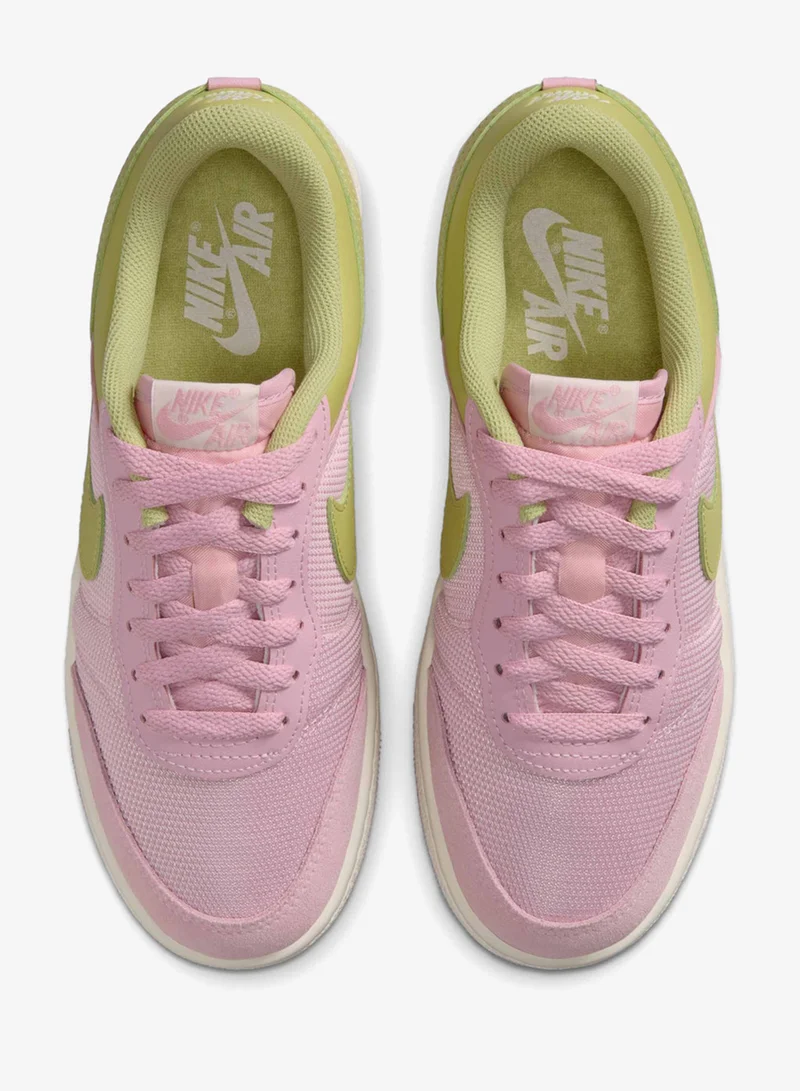 Jordan Red Women's Air Jordan Skyline Low Shoes for Women | Best Price UAE