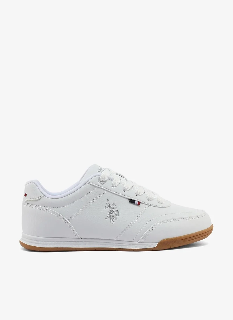 يو اس بولو اسن أحذية رياضية نسائية بيضاء قصيرة بنعل مسطح بتصميم رباط خفيف مريح للاستخدام اليومي