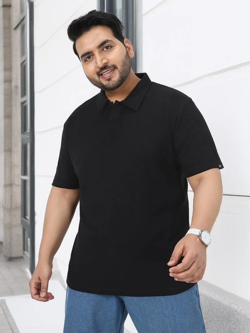 Urbano Fashion  Urbano Plus Men's Black Textured Regular Fit Half Sleeve Cotton Polo T-Shirt  | Best Price UAE