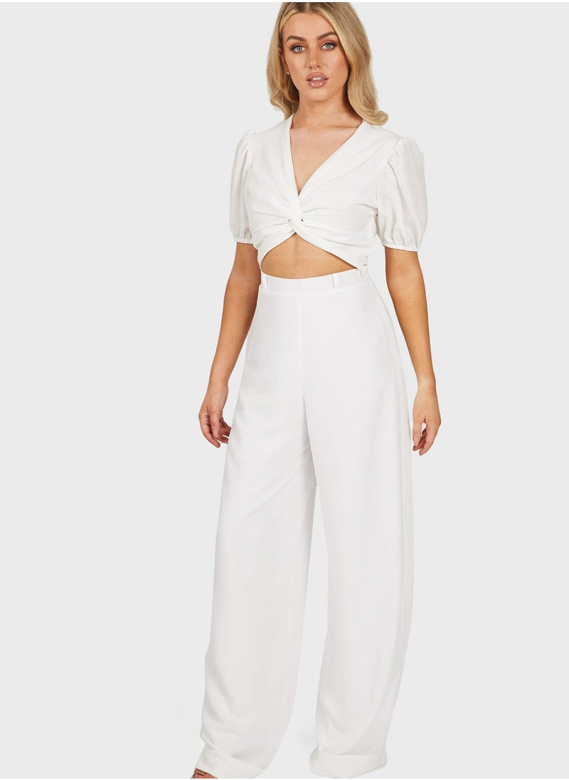 QUIZ - V-Neck Knot Detail Crop Top - Image 1