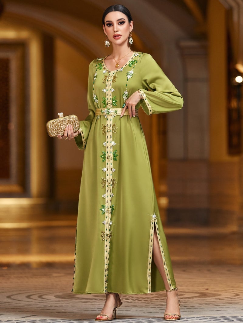 Qi Ta Moroccan Style Embellished Long Dress with Round Neck and Side Slit - Elegant Evening Gown - Image 3