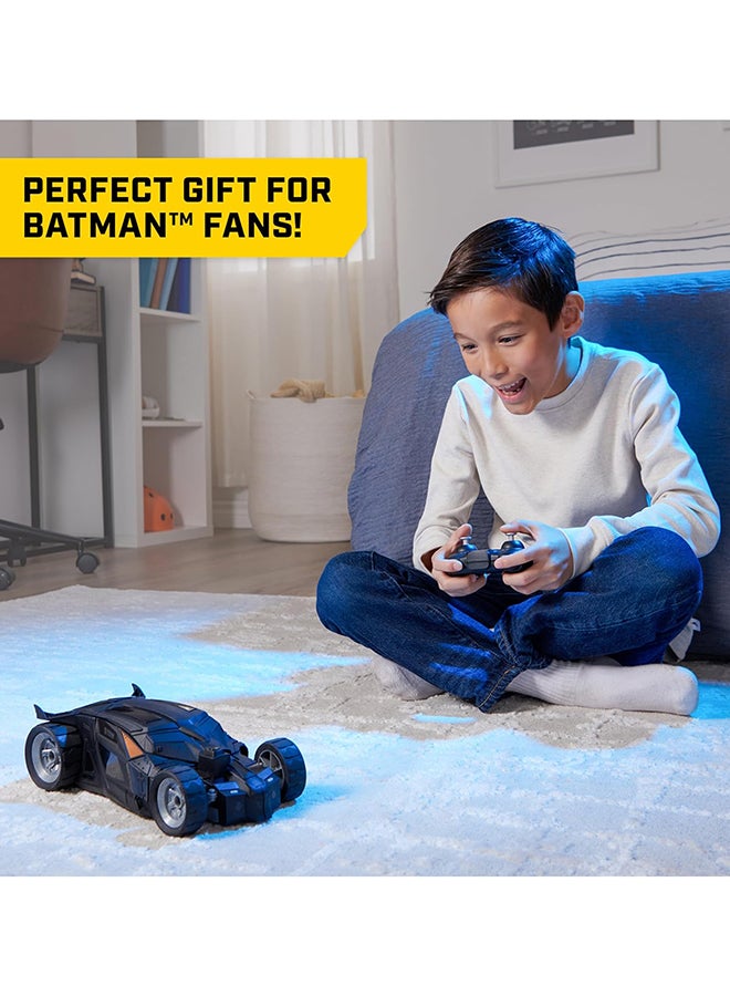 SPIN MASTER دي سي كوميكس، سيارة باتمان باتموبايل المخصصة للتحكم عن بعد، سهل القيادة مع شخصية باتمان بارتفاع 4 إنش، ألعاب للأطفال من الأولاد والبنات من سن 4 سنوات وما فوق - Image 5