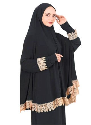 أسود