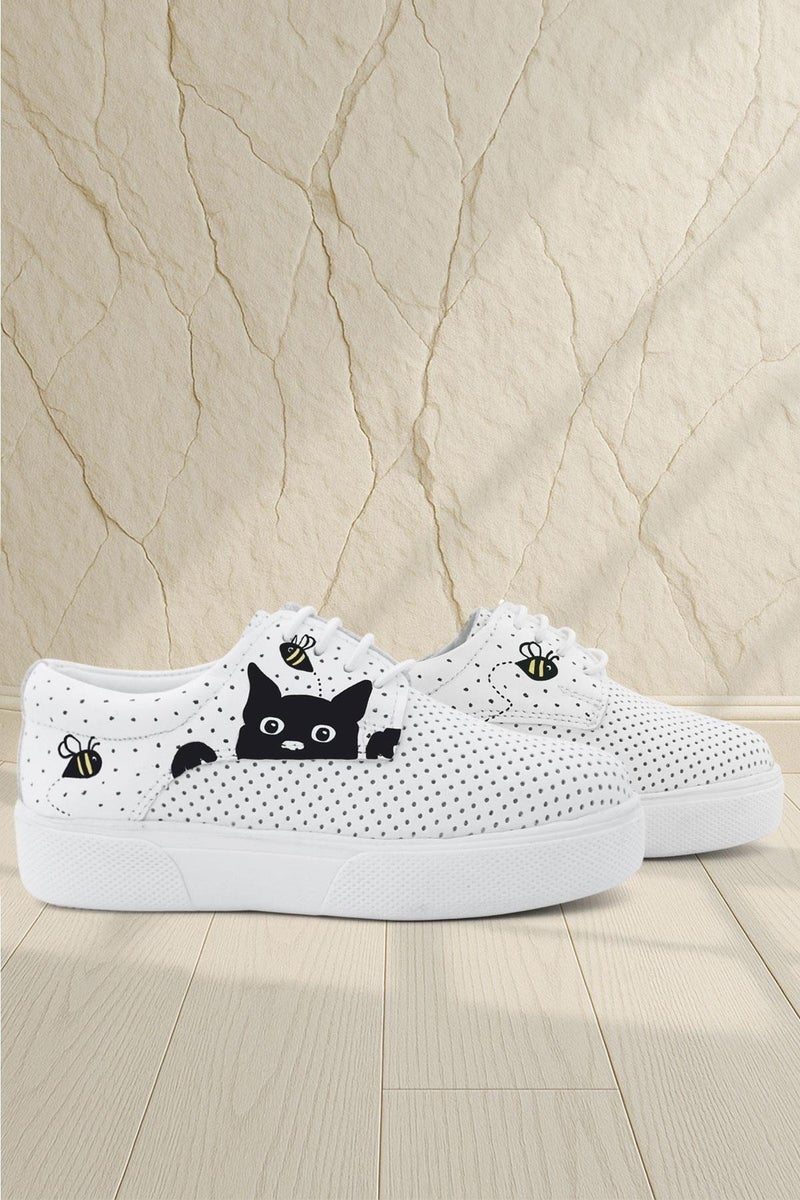 Rakerplus Raker Plus T-Bones casual shoes for kids, made of genuine white leather, with a special and flexible design. - Image 2