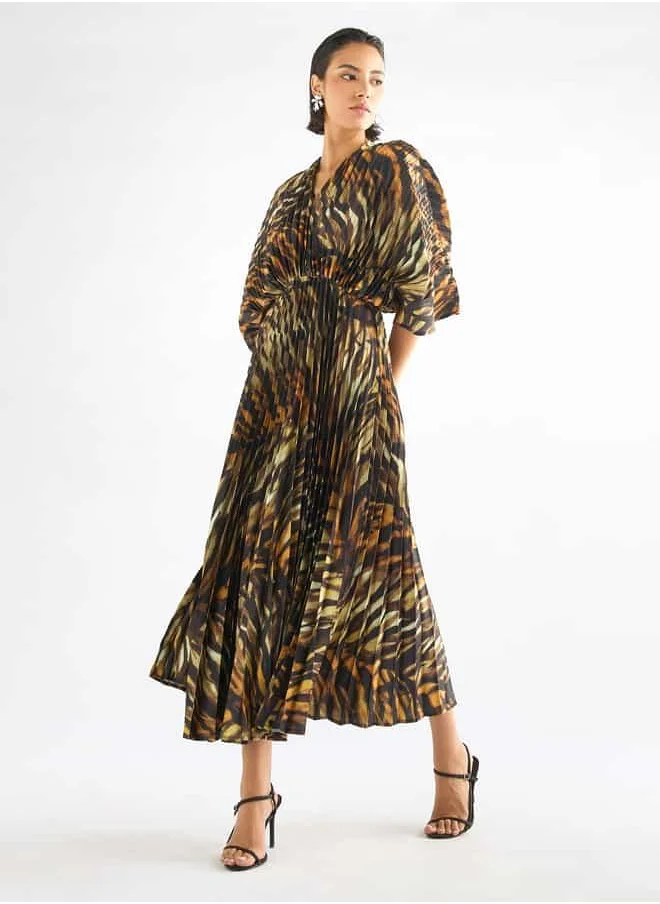 FAV Printed Pleated Maxi Dress with V-neck and 3/4 Sleeves