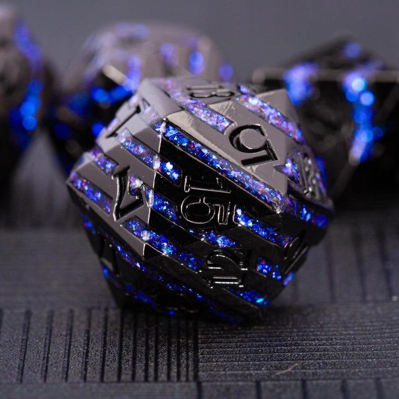 Maywin Inlay Metal Dice Set 7pcs Luxury DND Dice with Decorative Inlay Heavy Zinc Alloy RPG Dice for Tabletop Games - Image 3