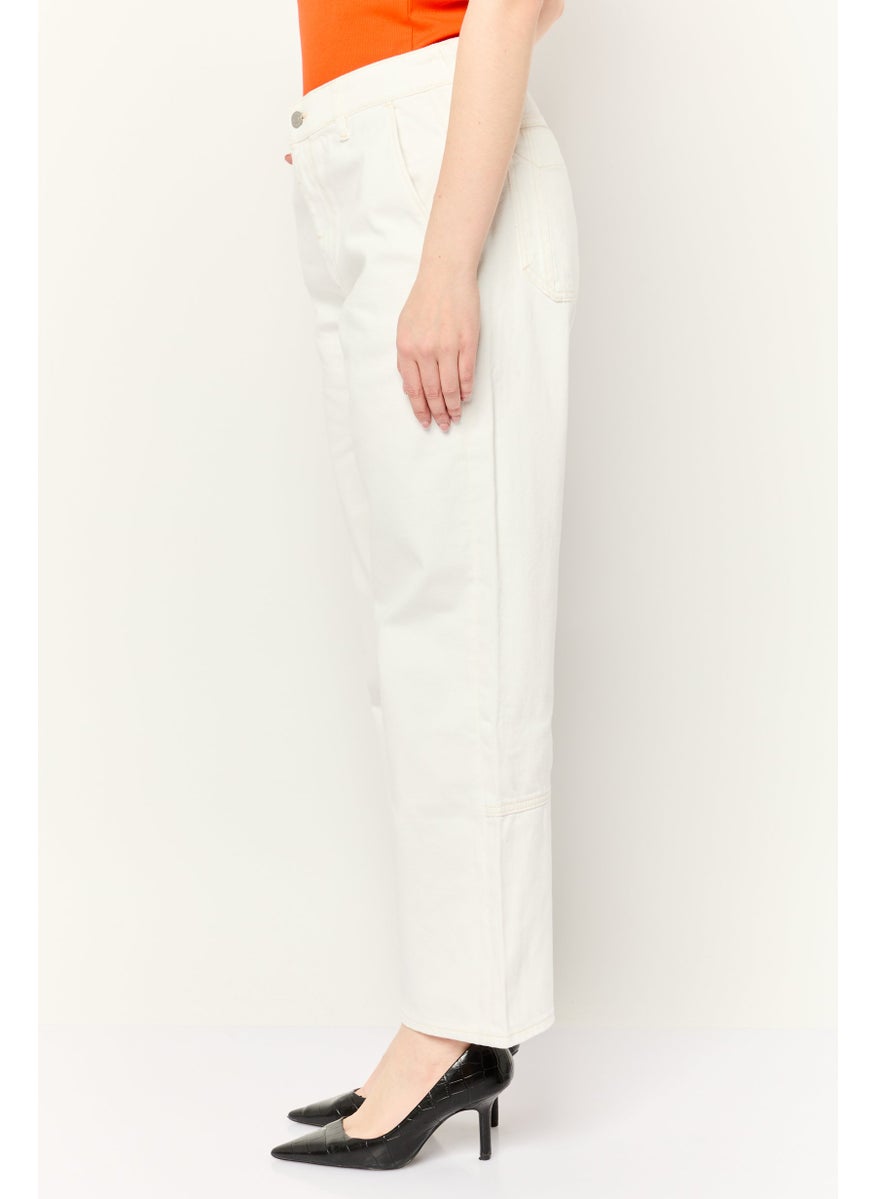 ESPRIT Women Dad Fit Plain Non-Stretchable Jeans, White  - Image 3