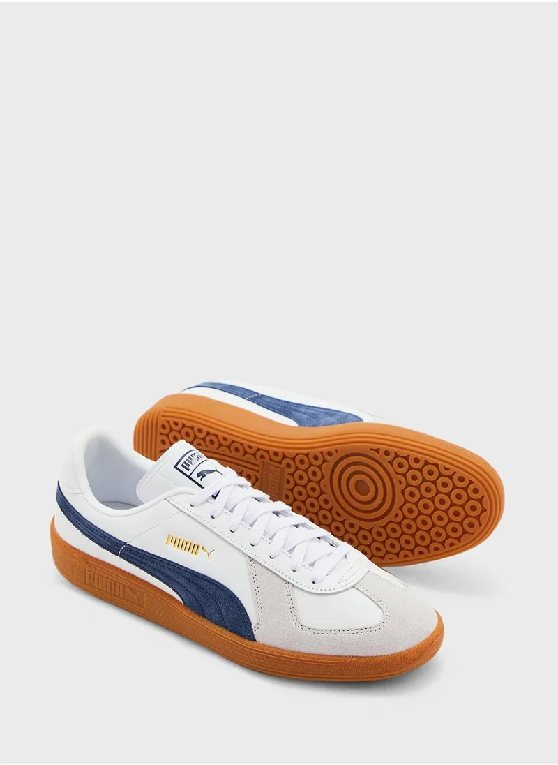 بوما Army Trainer