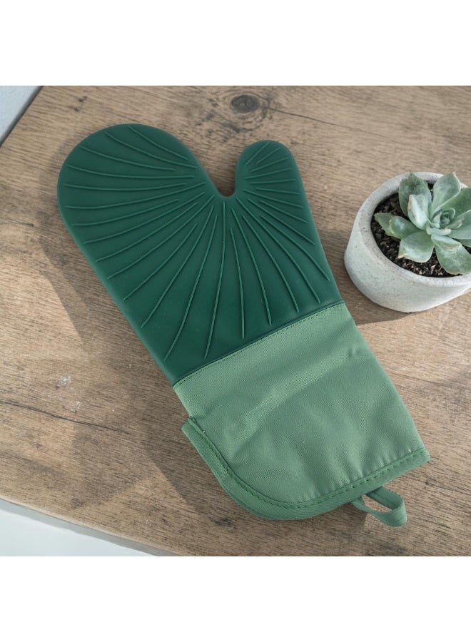 Silicone Heat Resistant Kitchen Gloves – Insulated Oven Mitts with Non-Slip Grip for Baking, Grilling & Cooking - Image 2