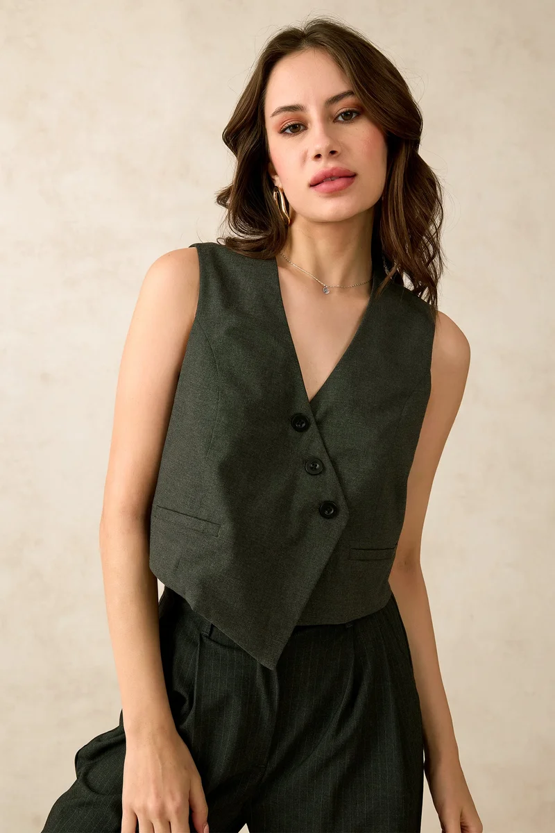 فيرجيو Viscose Stretch Grery V-Neck Sleeveless Vest