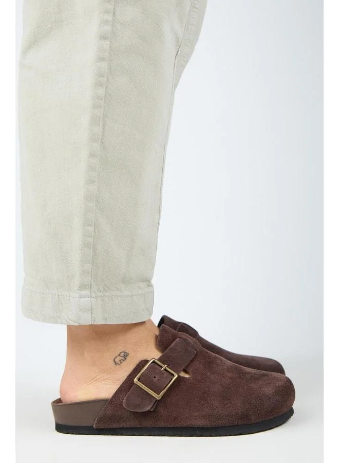 Zeta 2 Women's Genuine Leather Strap Buckle Sandal in Light Coffee.