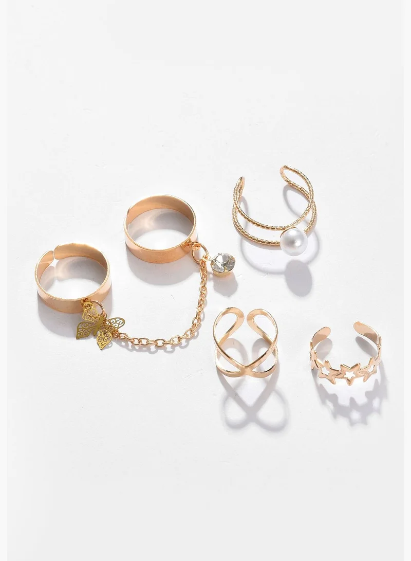 SOHI Gold Plated Pearl and Designer Stone Ring