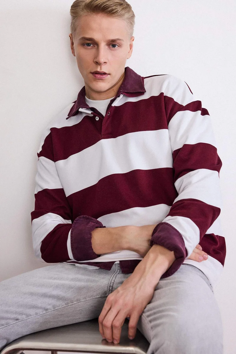 Boxy Fit Crew Neck Striped Sweatshirt