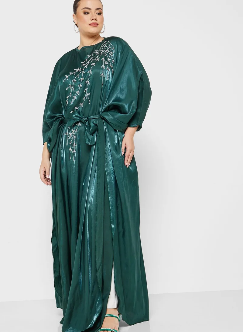 Hayas Closet Curve Embellished Cape Sleeve Jalabiya